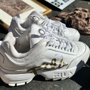 FILA women’s sneakers